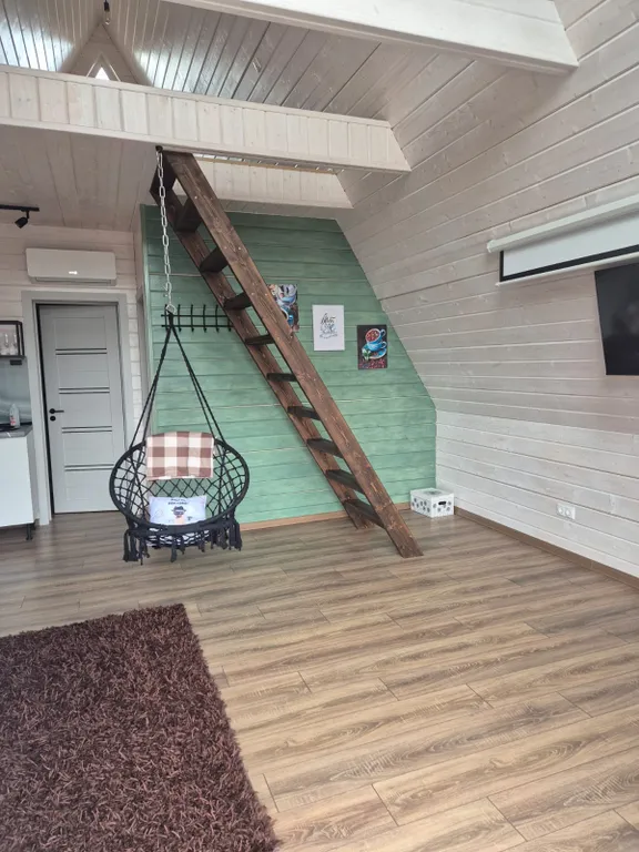 Коттедж Коттедж А-фрейм Кофейный с сибирским банным чаном и баней на берегу реки — Каблуково