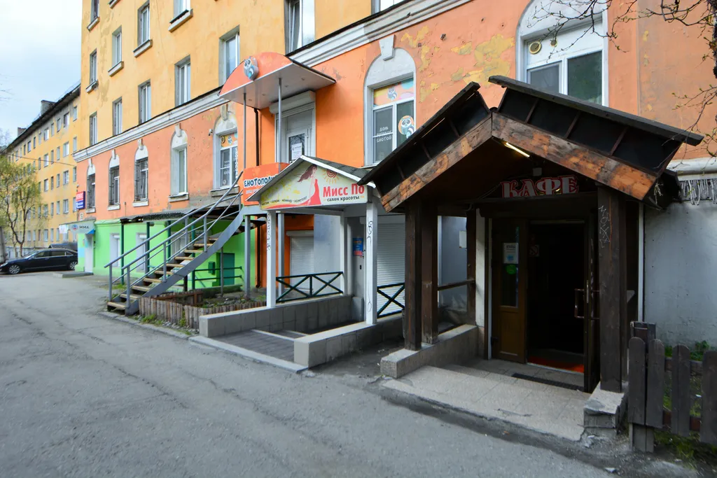 Двухкомнатная квартира в центре недалеко от авто и ж/д вокзала