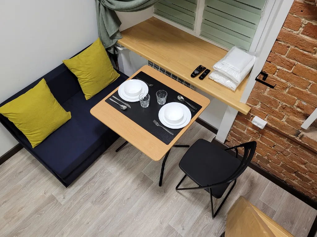 Лофт-4 Зелёная, клёвая двухуровневая студия в центре