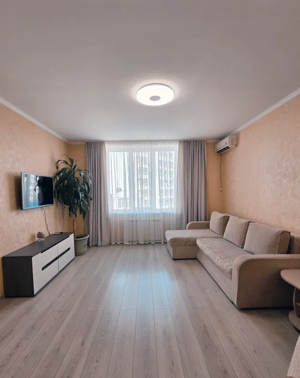 Квартира Уютная и большая квартира в самом востребованном районе города — Симферополь