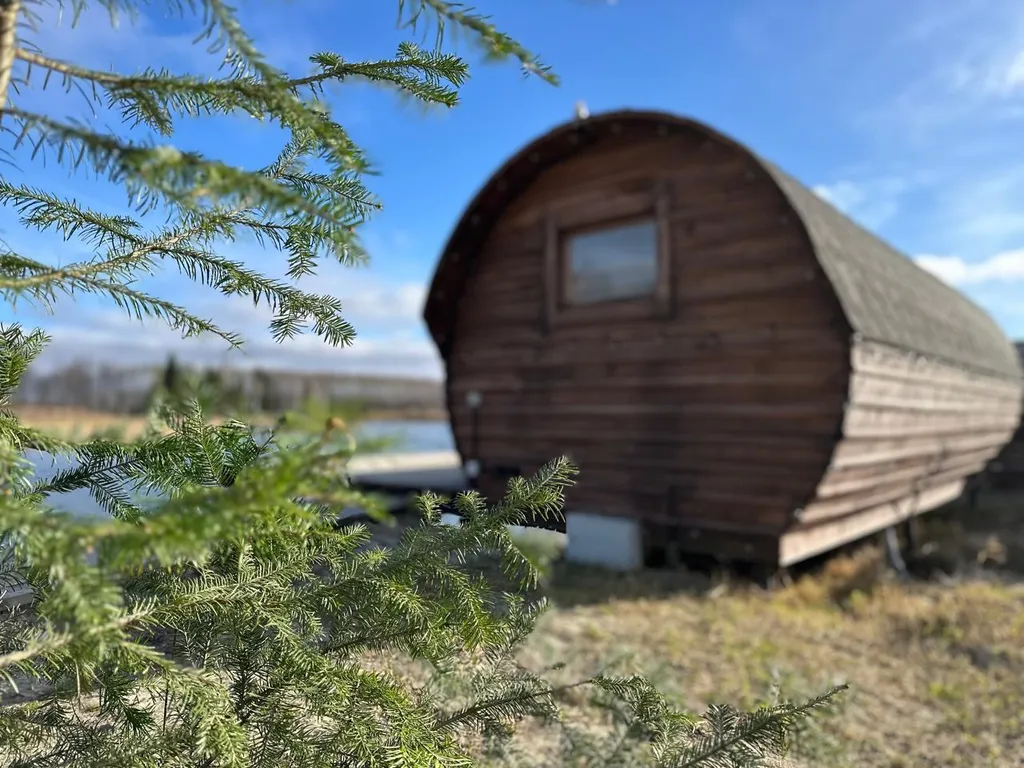 Домик в самом сердце природы