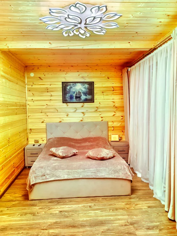 Дом на берегу Ладоги с песчаным пляжем, баня с купелью