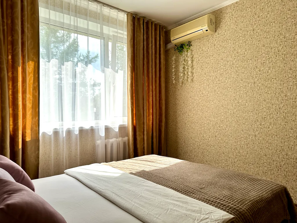 Просторная и чистая 2-х комнатная квартира в уютном районе