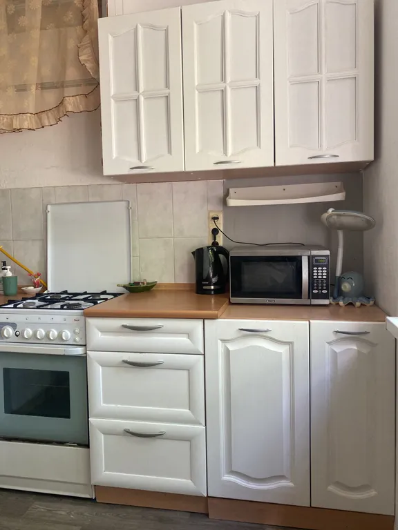 Трёхкомнатная полноценная Сталинка близко к Мамаеву Кургану