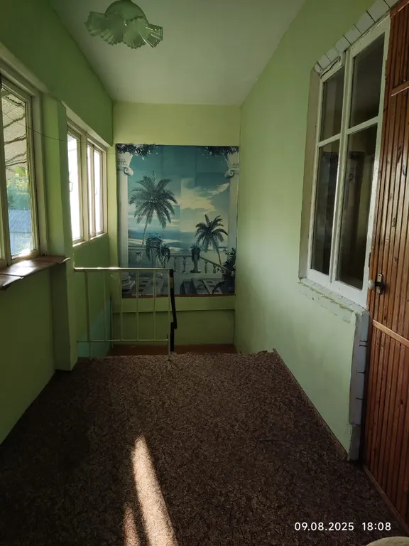 Большой дом у моря