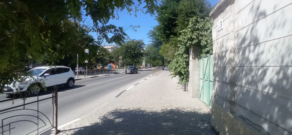 Уютная небольшая квартира в удобном месте