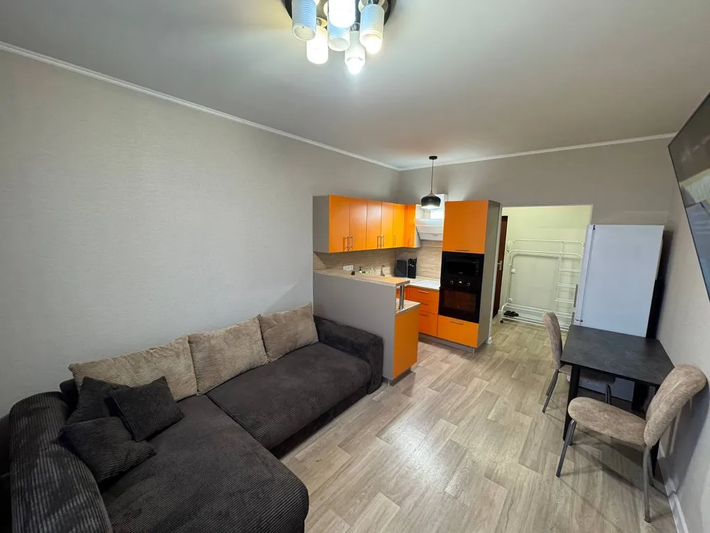 Новая однокомнатная квартира 1+ возле ТР "Аура"