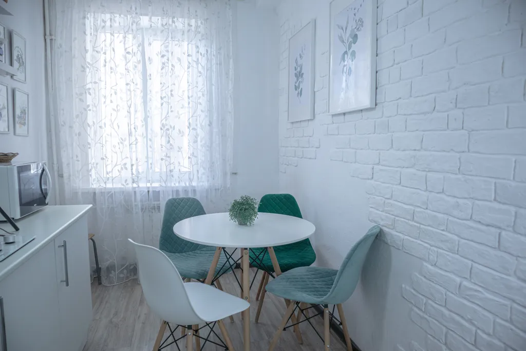 Атмосферные апартаменты на набережной в доме с колоннами Ловец Снов 1