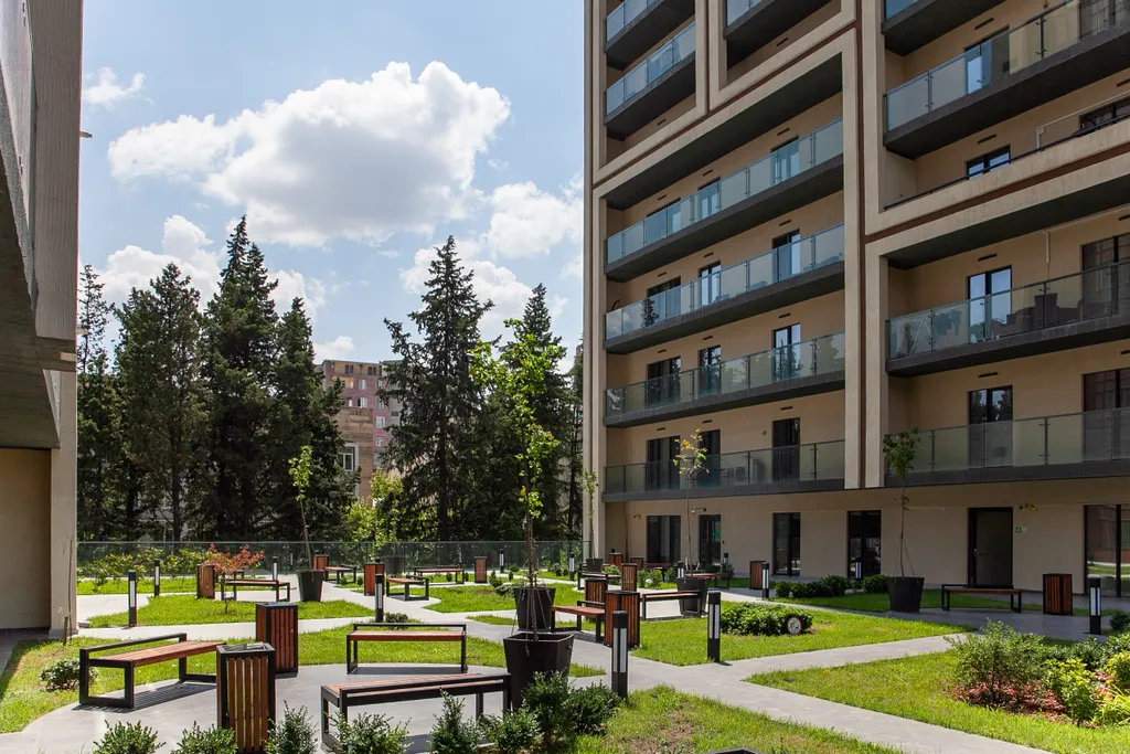 Просторная квартира для большой семьи и c панорамным видом