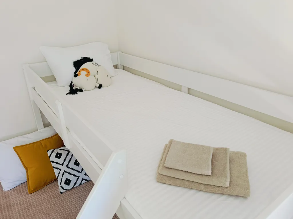 Уютный дом с бассейном под ключ