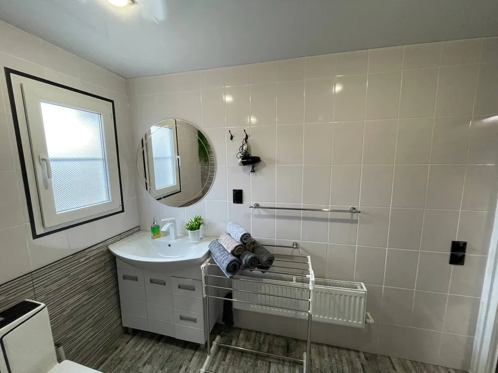 Квартира Лучшее предложение!!! Комфортный домик ( студия) с беседкой для отдыха — Лабинск