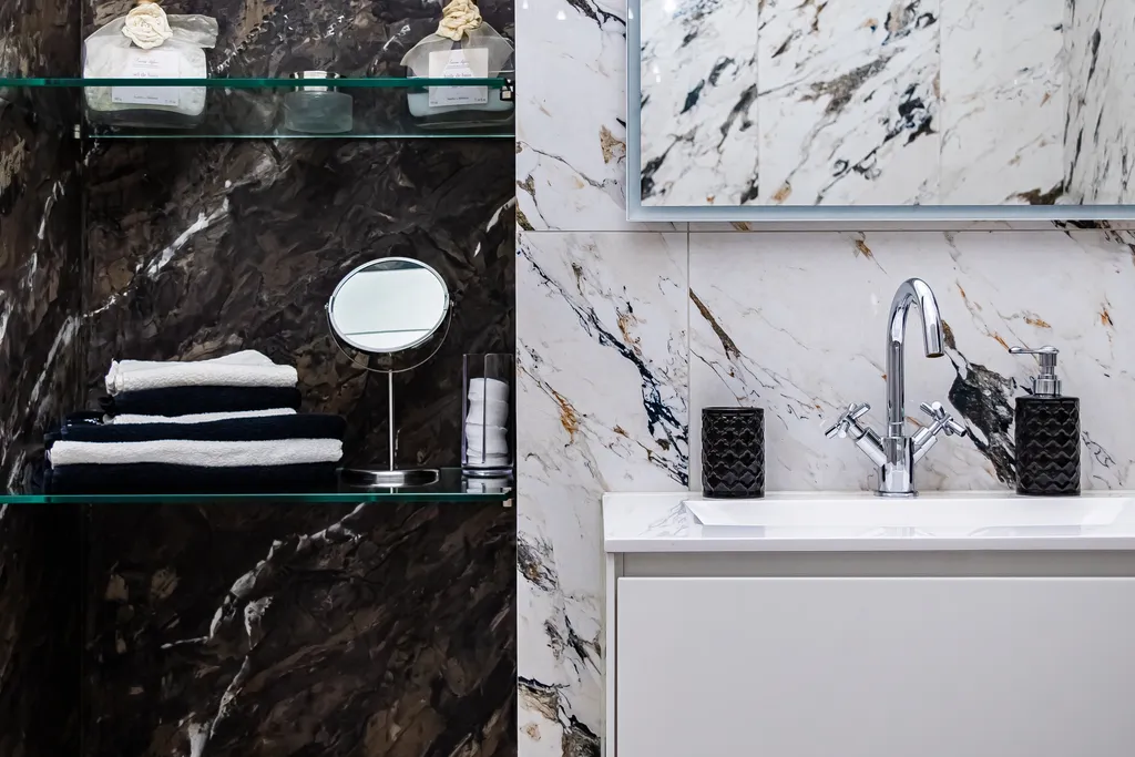 Квартира с видом на Неву