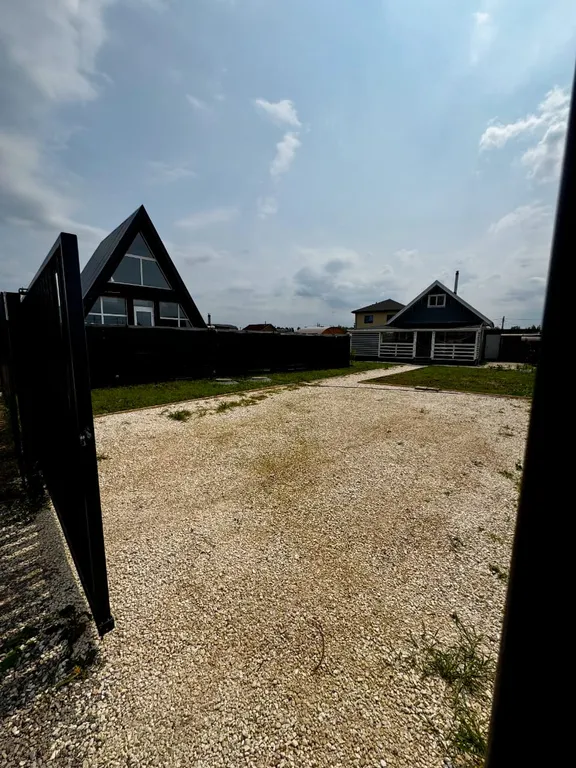 Дом-баня с большой верандой и массажной кроватью