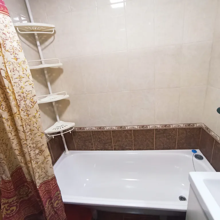 Квартира Уютная просторная квартира-студия в центре — Адлер