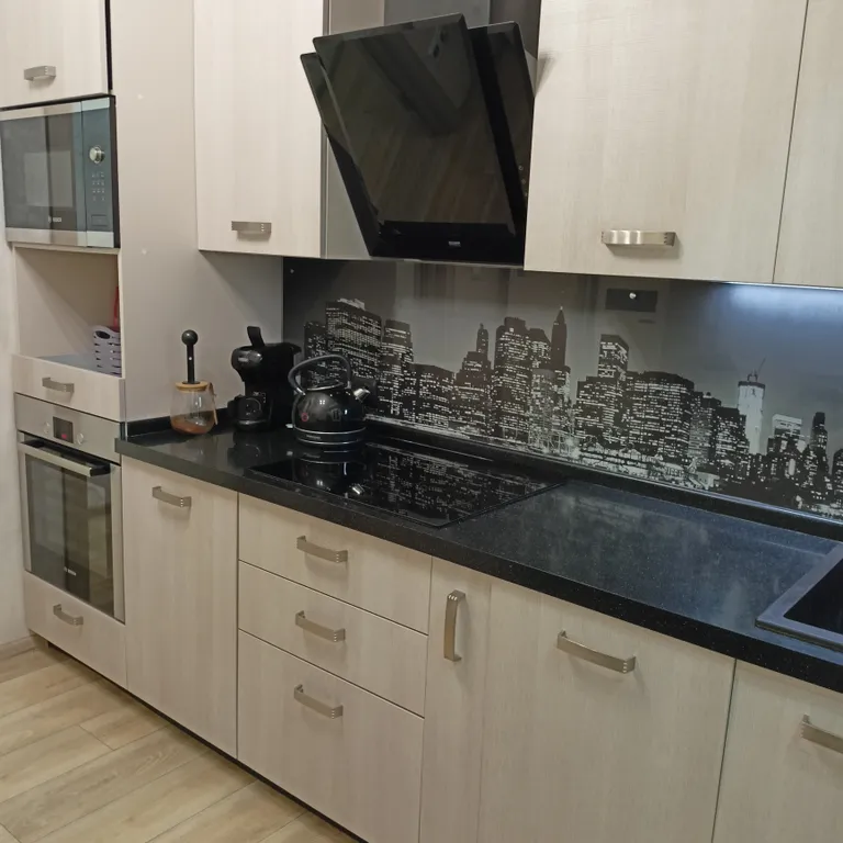 Полноценная светлая 2-комнатная квартира в центре города