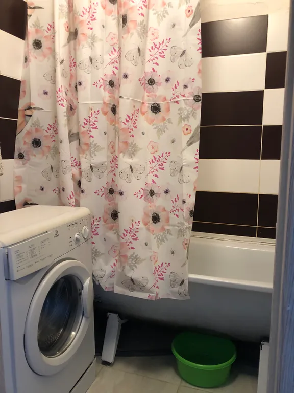 Квартира рядом остановка, парковка, Краевые больницы. Онкология 5 мин.