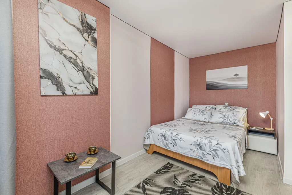 Квартира с новым оригинальным ремонтом, начало Комсомольского проспекта