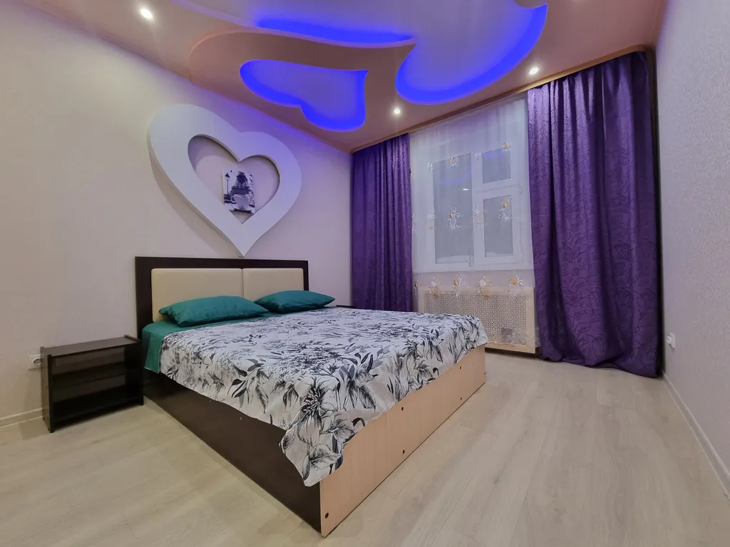 Отличная квартира в центре — аренда посуточно в Ноябрьск