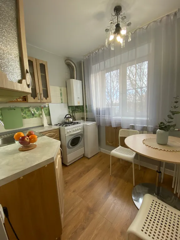 Уютная квартира у Конькобежного центра