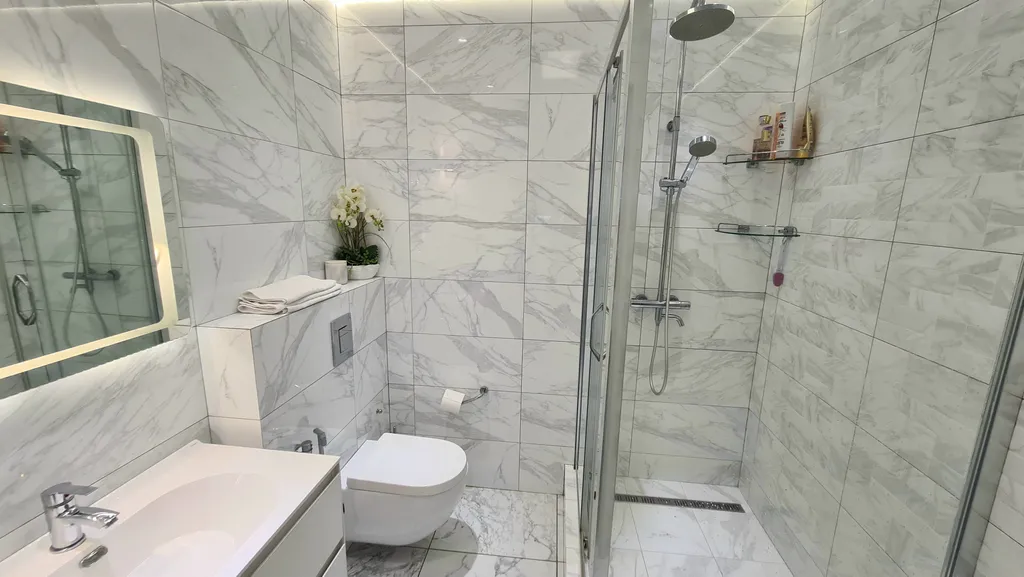 3х ком.кв 100 кв.м в центре район Фуникулёра