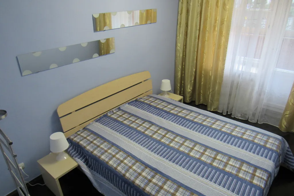 Апартамент у летнего сада с отдельным входом с улицы и террасой