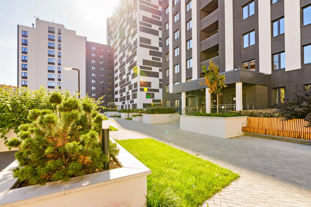 Место в подземном паркинге Центр Екатеринбурга Красивый вид.