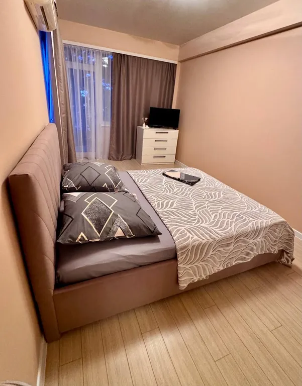 3 комнатная квартира на Светлане, морской порт, Дендрарий, набережная