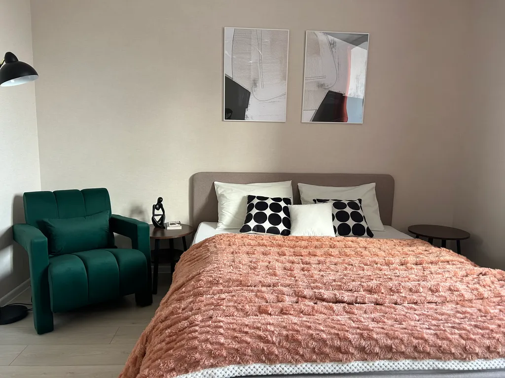 Трехкомнатные апартаменты в центре