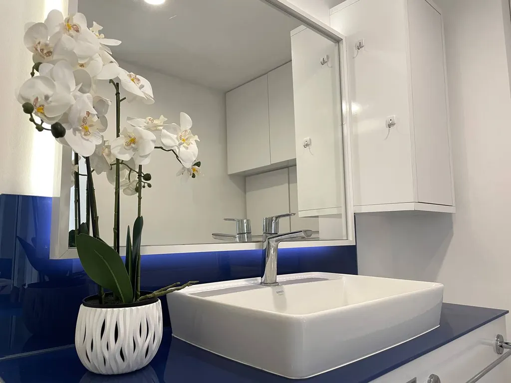 Премиум студия с балконом и видом на море