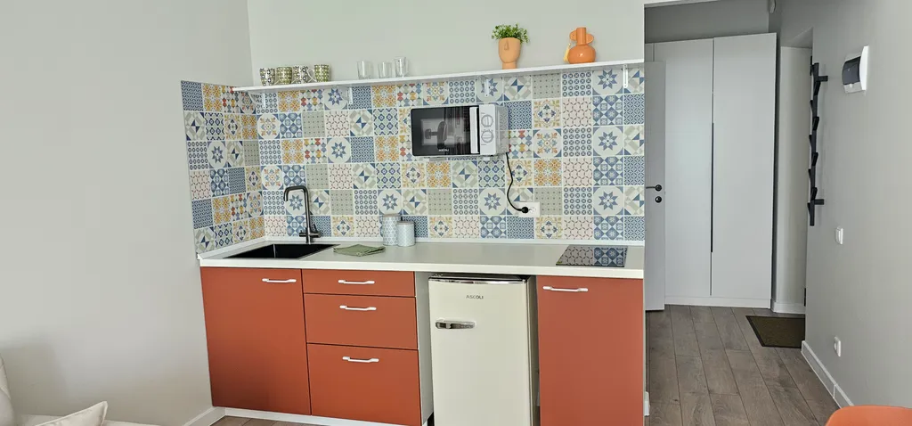 Студия с видом на лес