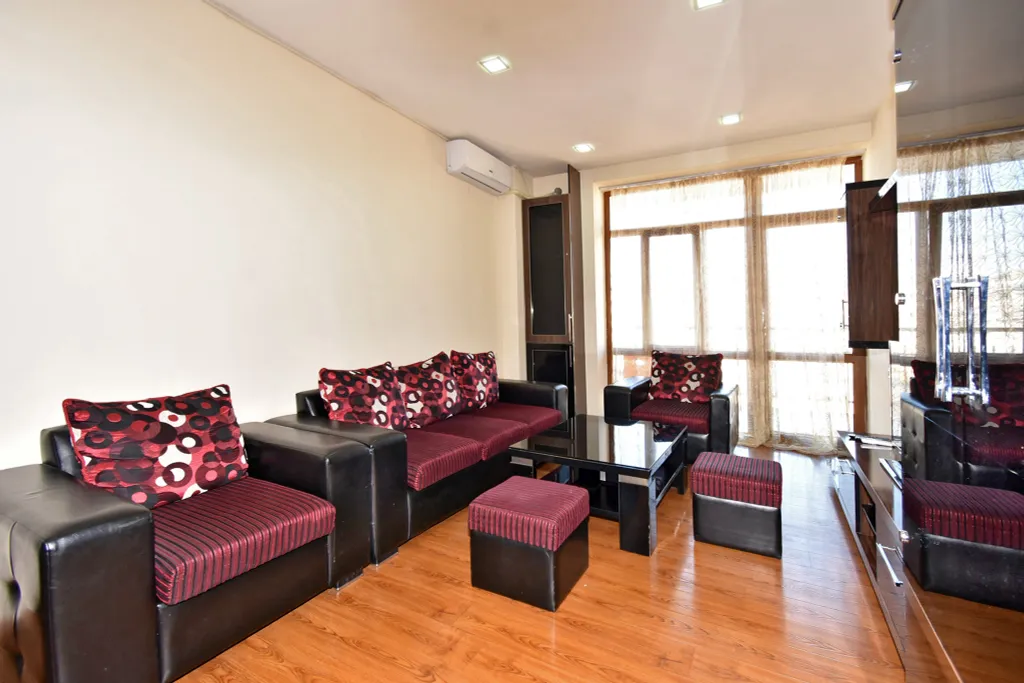 RentInnYerevan apartment on Arami street 74