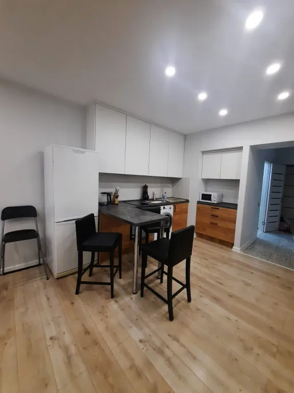 Квартира Современная студия на Арбате — Алматы