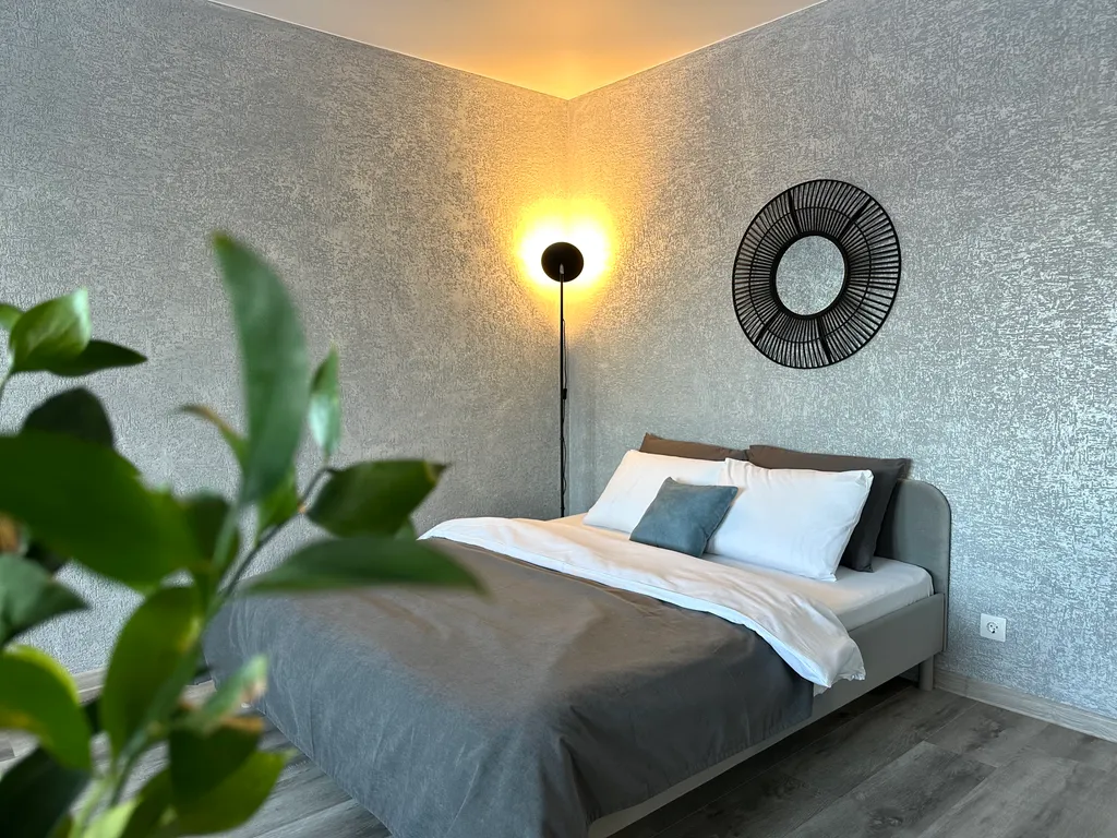 Квартира Просторная студия с джакузи рядом с ТЦ Планета — аренда посуточно в Красноярск