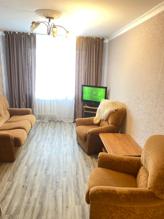 3-к просторная квартира на Ленина