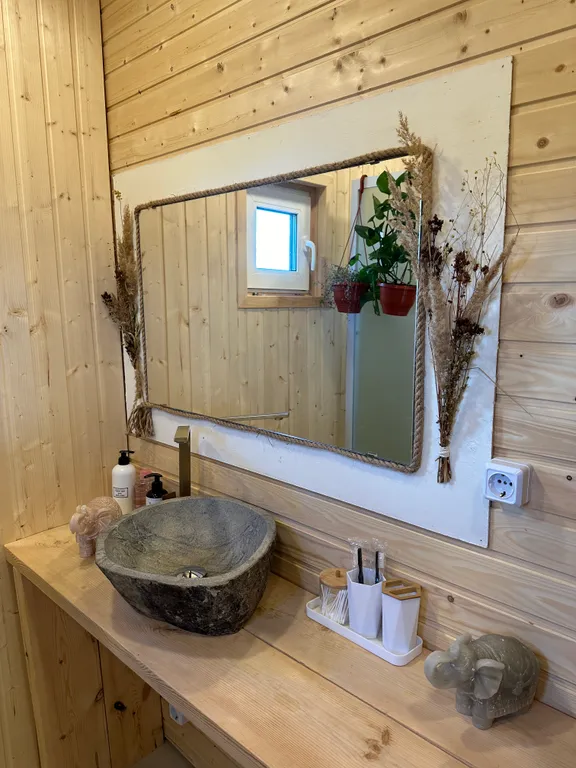 Семейный домик в лесу