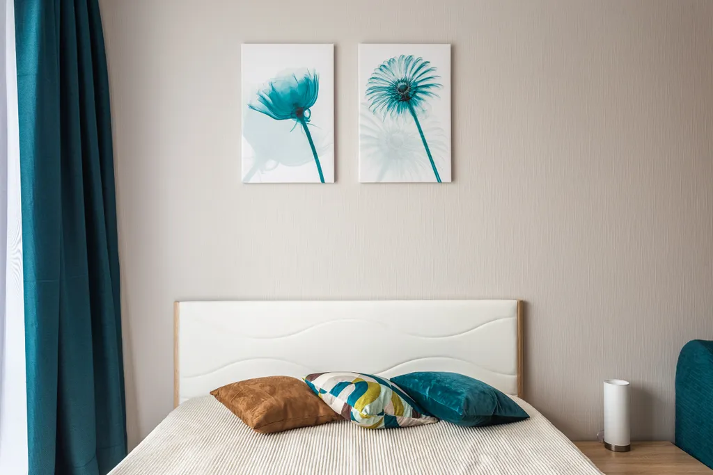 Студия у метро Парнас