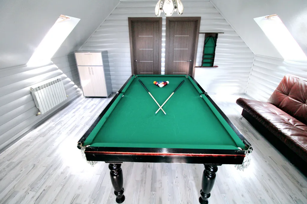 Дом для отдыха с сауной, бассейном, бильярдом