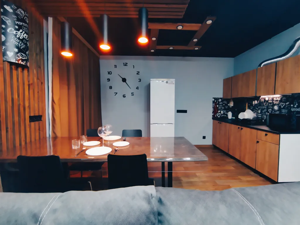 Уютная новая квартира с loft дизайном