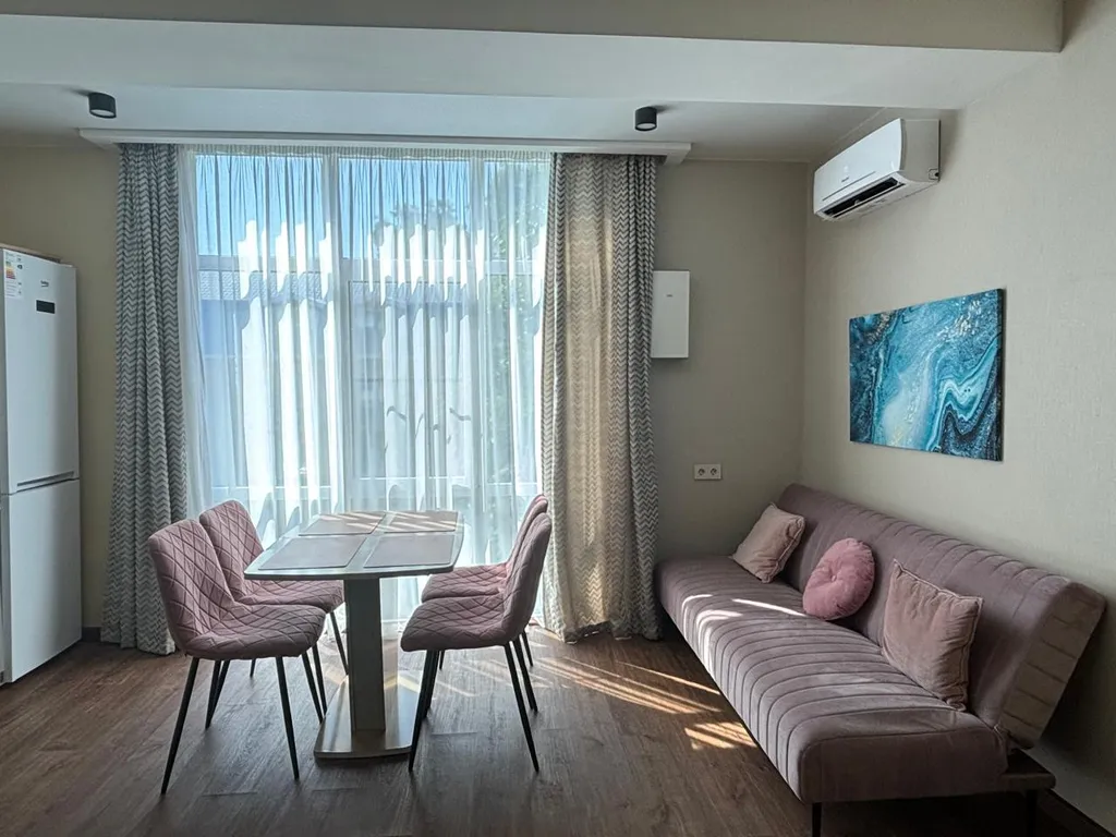 Дизайнерский апартамент погружение рядом с имеретинской набережной