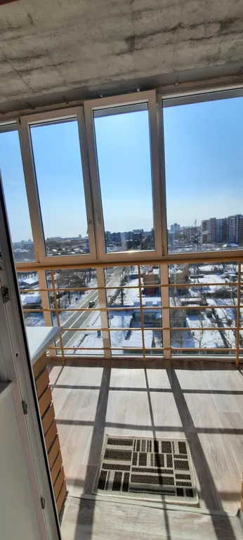 Солнечные апартаменты с видом на город