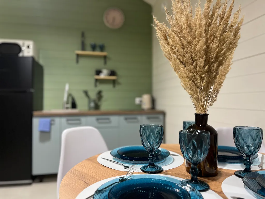 Стильный Барнхаус в окружении леса с сауной и сибирским банным чаном