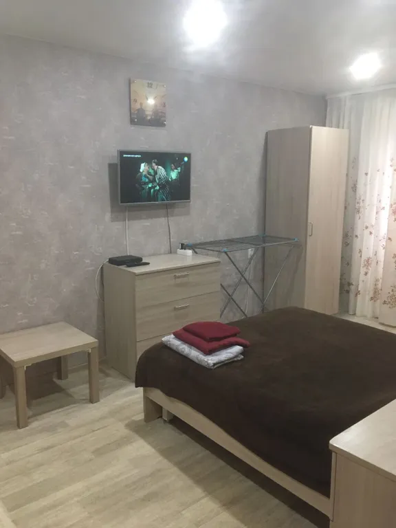 Квартира у спортивного комплекса Олимп — аренда посуточно в Боровичи