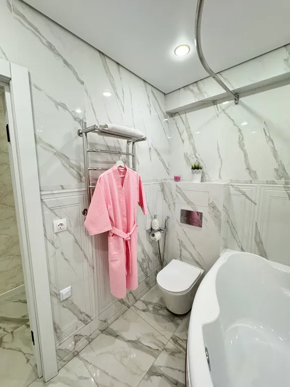 Люксовая двушка с большой ванной