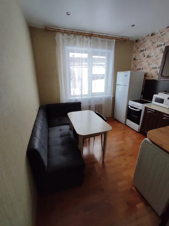 Квартира 1-комнатная Квартира — Кировск