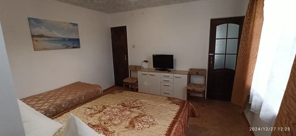 Домик в Лоо