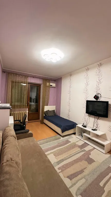 Большая 2-комнатная квартира в самом центре