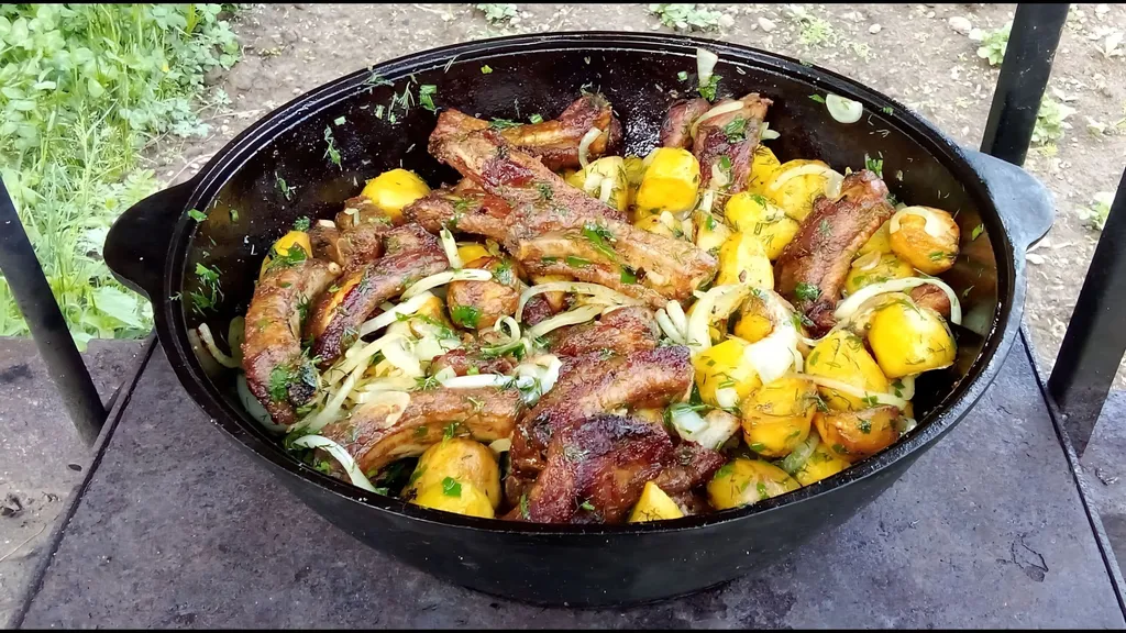 Таунхаус у озера в сосновом лесу