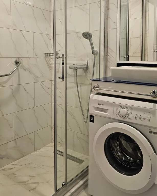 OCD2-3504 Студия на берегу Черного моря