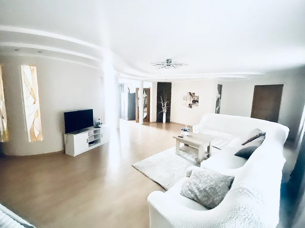 Коттедж 4-комнатный Дом — аренда посуточно в Ялта