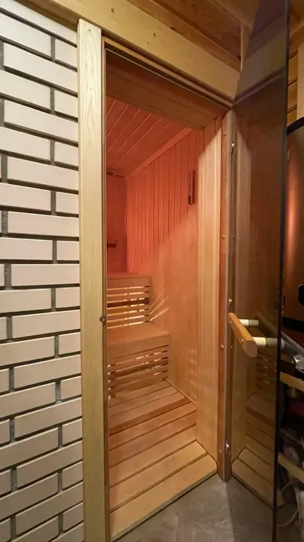 Новый уютный коттедж с баней на дровах